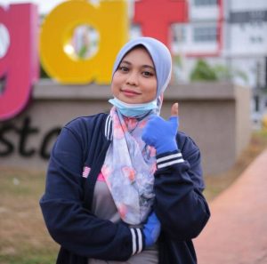 Marina Sofiah, actress turned foodpanda rider | Source: foodpanda Malaysia