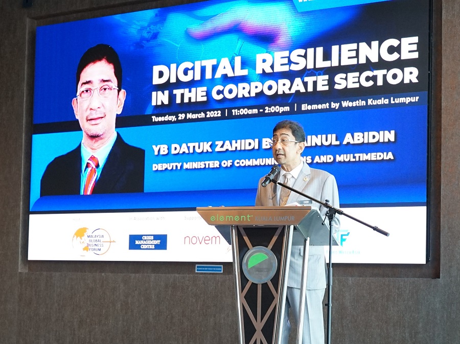 Deputy Minister of Communications and Multimedia, Datuk Zahidi Zainul Abidin speaking at the Malaysia Global Business Forum's Roundtable on Digital Resilience in the Corporate Sector. Element by Westin KL. 29 March 2022. | Photo by Mohd Irfaan Reeza/MGBF/NHA/File Photo