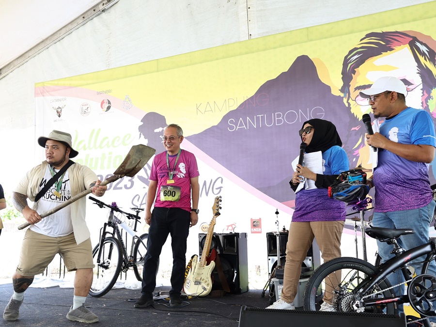 One of the community activities held during the Wallace Evolution Run 2023. Santubong, Kuching, Sarawak, Malaysia. 5 November 2023. | Photo by The Bold Warriors Adventure and Exploration Club (BWAE) / NHA File Photo
