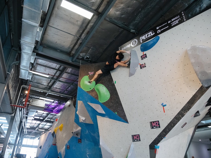 World Cup competitor Chan Cheung-chi Shoji from China thrills with some incredible displays of athleticism at the CRANK Boulder Competition 2024. | Kuala Lumpur, Malaysia. 4-5 May 2024 | Photo by Camp5 / NHA File Photo