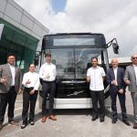 Group photo with the Volvo BZL-GML Eco Range electric bus_r