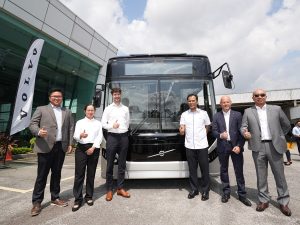 Group photo with the Volvo BZL-GML Eco Range electric bus. | Shah Alam, Selangor, Malaysia. 21 May 2024 | Photo by Volvo / NHA File Photo