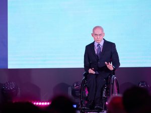Dr. William Tan, the 'Singapore Paralympic Superman,' delivers a powerful keynote at the MSA Festival 2024, inspiring audiences with his remarkable resilience and urging them to embrace bold innovation as they chart new horizons in the future of media. | Sheraton Petaling Jaya, Malaysia. 23 August 2024. | Photo by MSA / NHA File Photo