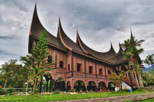 Rumah Gadang (Minangkabau: 'big house') or more correctly Rumah Bagonjong are traditional homes in Rumah Adat of Minangkabau, Indonesia. | Photo by Scoot / NHA File Photo