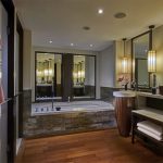 Ladies Executive Room (Bathroom)_r