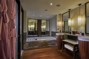 The open bathroom layout in the Ladies' Executive Room at The Saujana Hotel Kuala Lumpur, Malaysia. | Photo by The Saujana Hotel / NHA File Photo