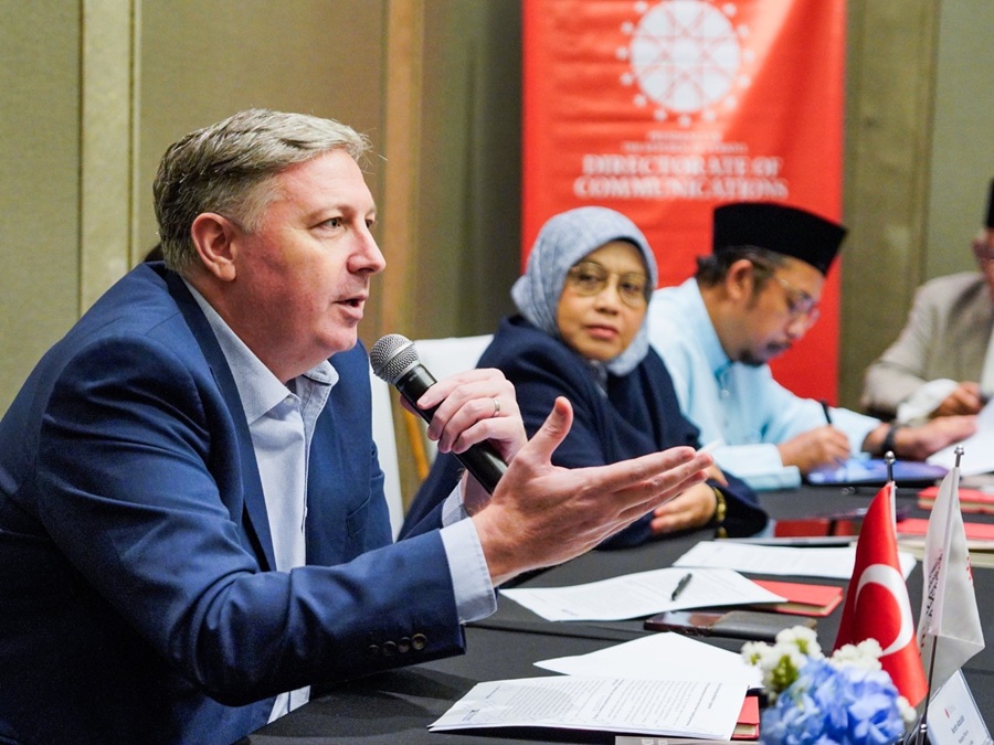 Crisis management expert Nordin Abdullah speaking at StratCom Public Forum 2025 organised in Kuala Lumpur, Malaysia by the Presidency of the Republic of Türkiye’s Directorate of Communications. | NHA File Photo