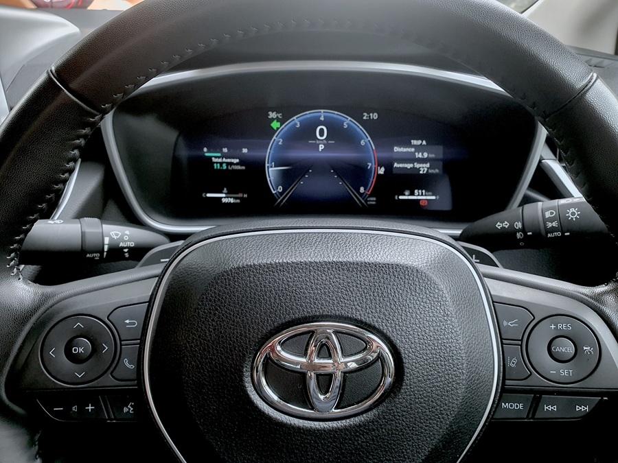 The interior of the Toyota Corolla Altis 1.8G. | Photo by Harry Zain / News Hub Asia