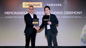 Syed Ahmad Taufik Albar, group chief executive officer of Community Financial Services at Maybank with Charles Kim, president of Samsung Malaysia Electronics at the MoU signing ceremony. | Kuala Lumpur, Malaysia. 15 May 2025 | Photo by Samsung / NHA File Photo