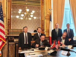 Ministers witnessed MoU signing between Vietnamese and Iowa agribusinesses during the Vietnam's Minister of Agriculture and Environment (MAE)'s trade mission to the United States this week. | Iowa, USA. 2 May 2025 | Photo by MAE (Vietnam’s Ministry of Agriculture and Environment) via Media OutReach Newswire / NHA File Photo