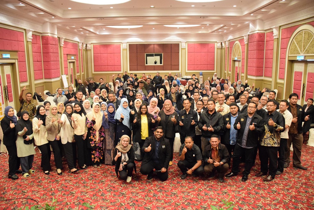 Rakyat Digital – DVET initiative in Kuantan, Pahang, Malaysia. | Photo by SOLS Foundation / NHA File Photo