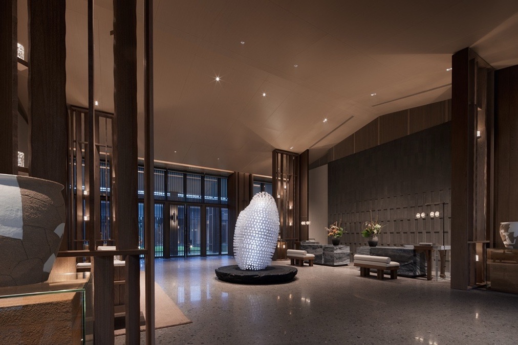 The lobby of Dusit Hotel AG Park Chengdu in Sichuan Province, China. | Photo by Dusit Hotels and Resorts / NHA File Photo