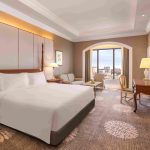 dusit-princess-melaka-guestroom-presidential-suite-king-bedroom_r
