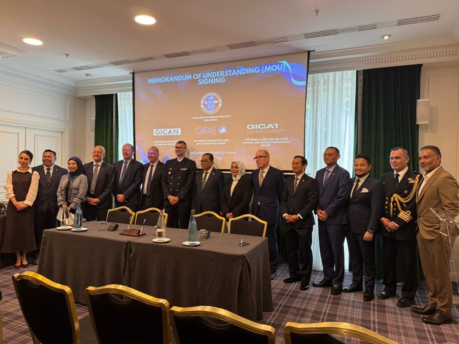 The Coalition of Defence Industry, Malaysia (CDI (M)) has signed a landmark Memorandum of Understanding (MoU) with three prominent French defence industry associations, GICAN, GICAT and GIFAS. The signing of this landmark MOU between the four parties in Paris today took place in the presence of the Malaysia’s Minister of Defence, Datuk Seri Mohamed Khaled bin Nordin who is accompanying the Prime Minister of Malaysia on an official visit to France. | Paris, France. 4 July 2025. | Photo by CDI (M) / NHA File Photo