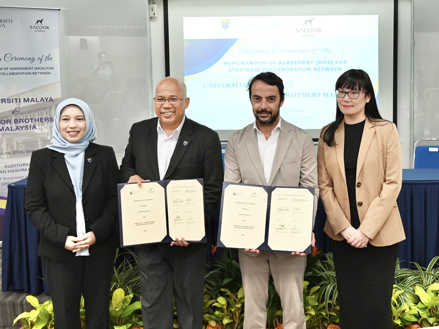 From left: Professor Dr. Yusniza Kamarulzaman, Dean of the Faculty of Business and Economics Universiti Malaya; Professor Datuk Seri Ir. Dr. Noor Azuan Abu Osman, vice-chancellor of Universiti Malaya; Hugo Carriço, CEO of Sacoor Brothers South East Asia; and Alva Ni, business development and expansion manager of Sacoor Brothers South East Asia. | Kuala Lumpur, Malaysia. 30 June 2025. | Photo by Sacoor Brothers / NHA File Photo