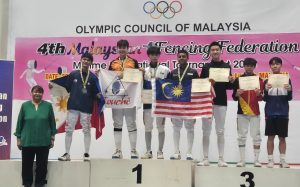 Saif Nordin recieving the gold medal at the 4th International Malaysian Minime 2025 : Source - News Hub Asia