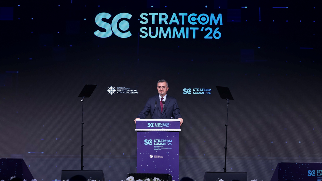 His Excellency Professor Burhanettin Duran, Head of the Directorate of Communications of the Republic of Türkiye speaking at the closing ceremony of STRATCOM 2026